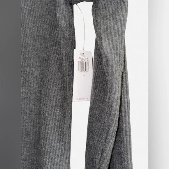 Gray V-Neck Ribbed Women's Top - Picture 3 of 4